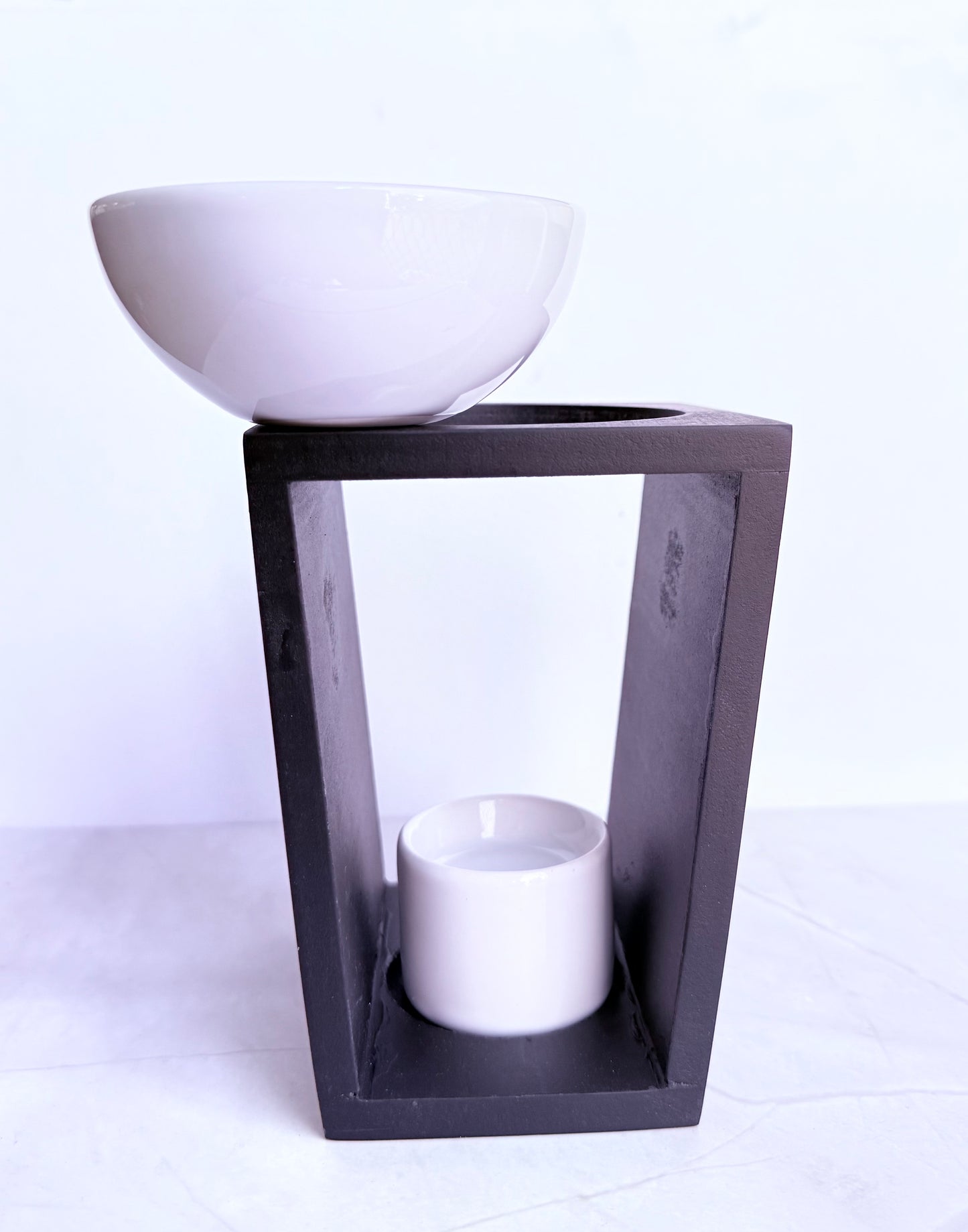 Hank - Black Wood + Gloss White Ceramics Wax Melter